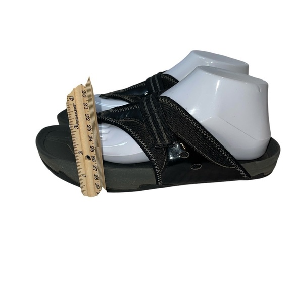 Earth Women's Sandals Size 9B Black Leather Upper Thong Arch Support Slip On - Picture 8 of 12